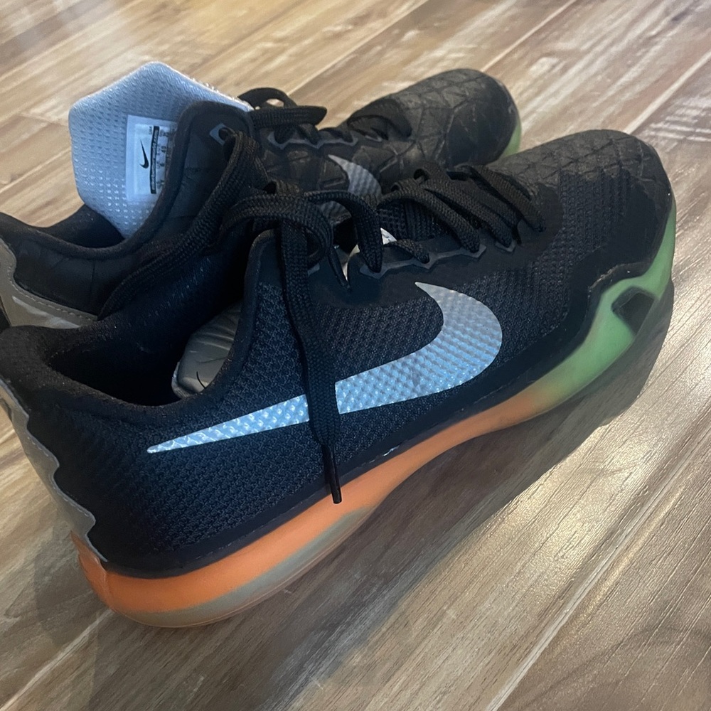 Kobe X All Star shoes. Great condition. Size 7Y